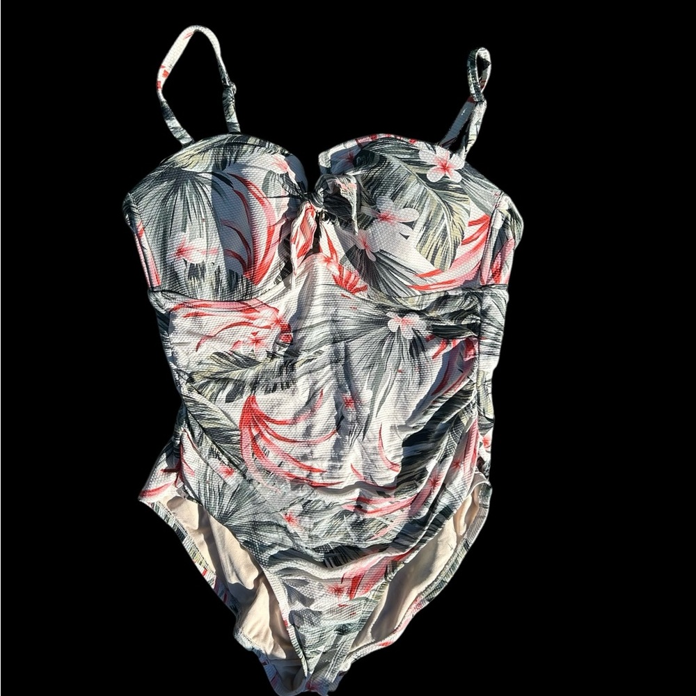✨ Women's One Piece Floral Swimsuit✨